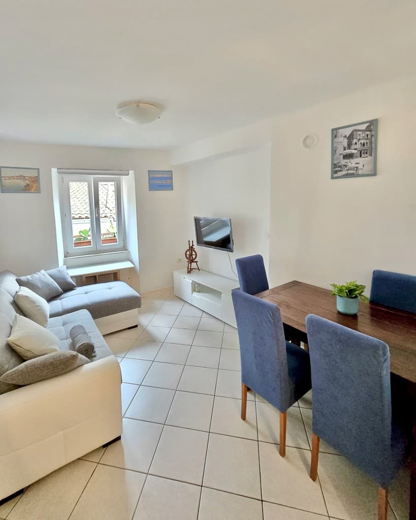 Coastal Apartment photo 1